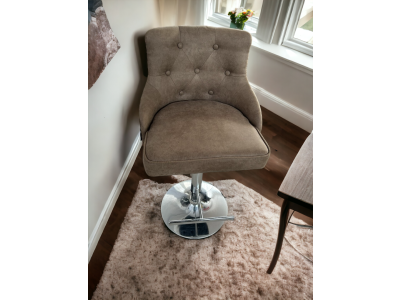 БАРСКИ СТОЛ ВИЛ