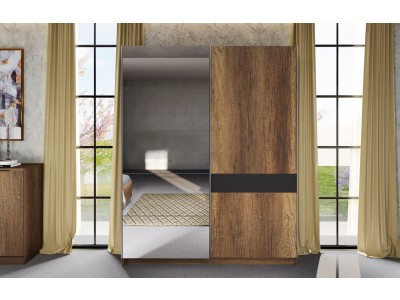 СПАЛНА ЛОАР