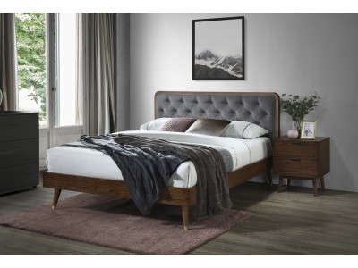 ЛЕЖАЈ КАСИДИ