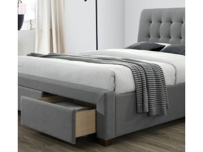 ЛЕЖАЈ ПЕРСИ СИВА